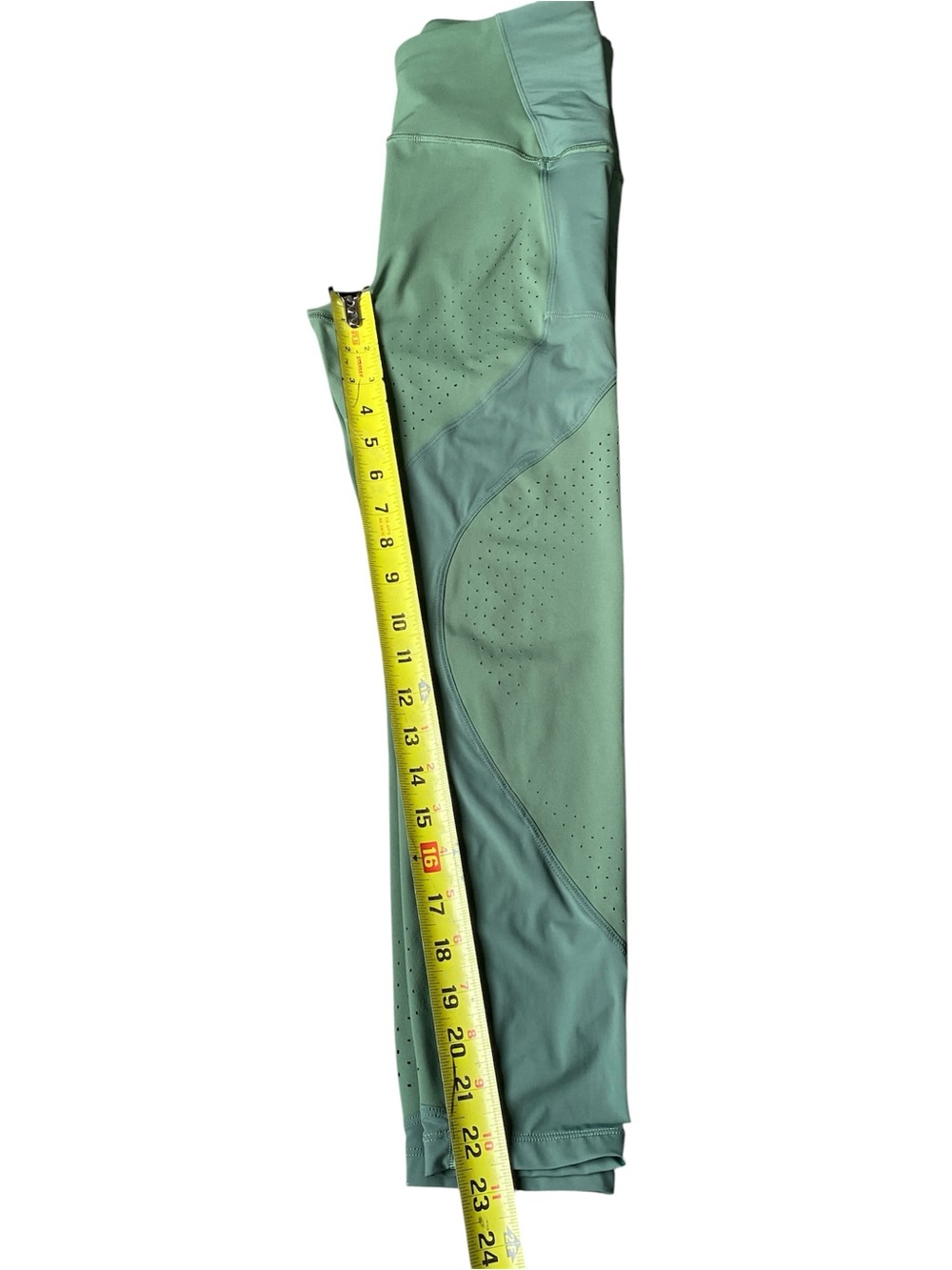 Lululemon athletica Uncovered Strength High-Rise Leggings Crop 23" Size 6 - Picture 9 of 15